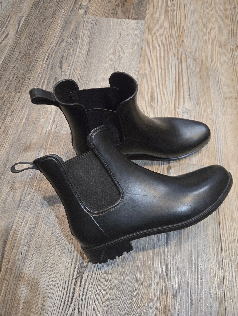 a new day Matte Black Chelsea- Style ankle Boots